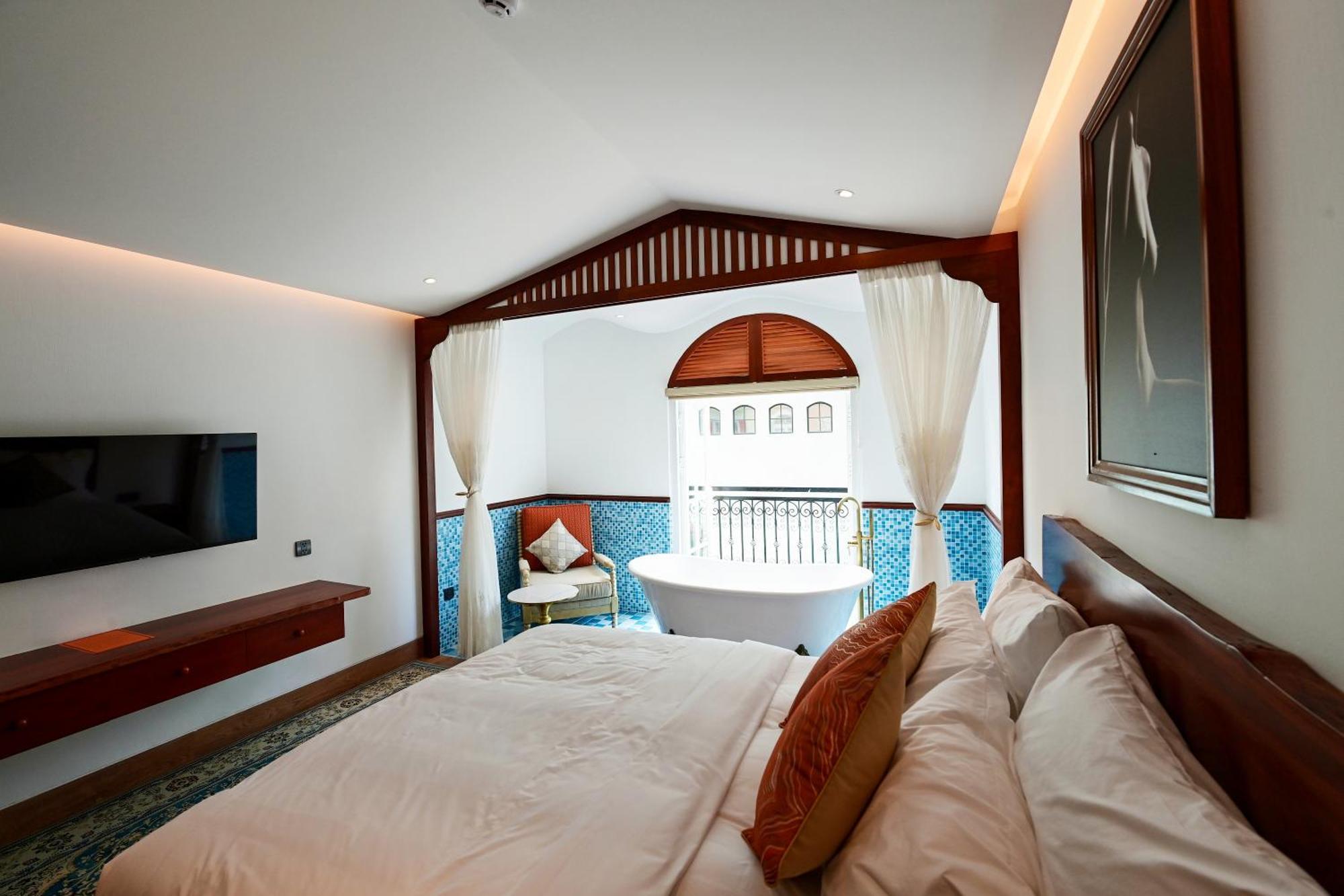 La Jolie Hotel Phu Quoc Exterior photo
